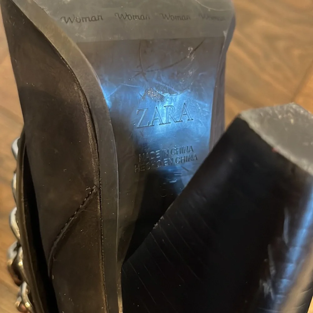 Zara chain link